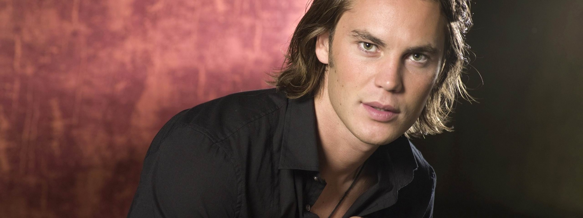 Taylor Kitsch Celebrities Wallpapers