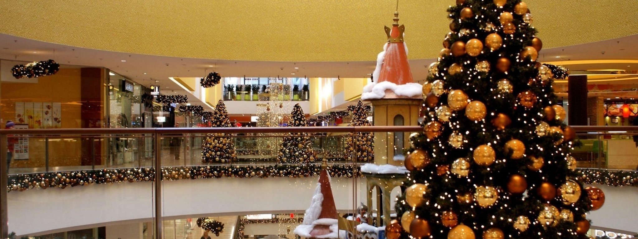 Tree Shopping Center Holiday Christmas Vanity New Year Mood