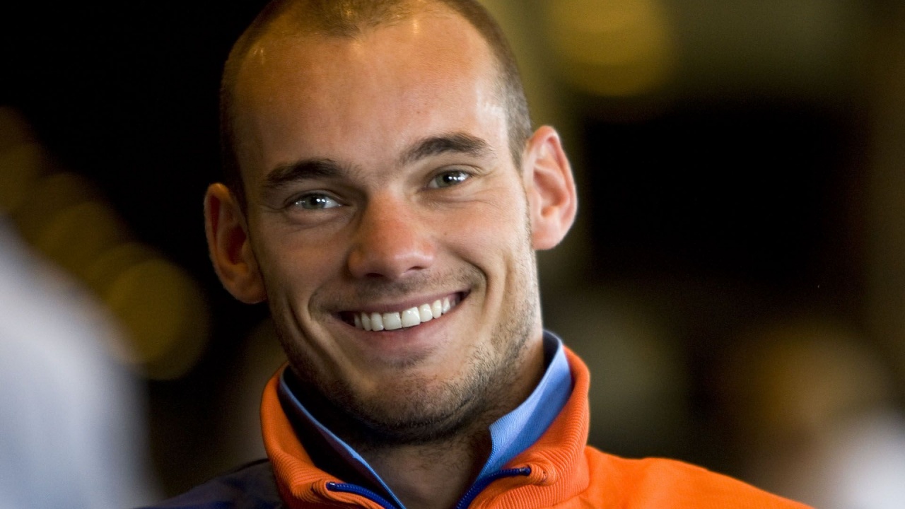 Wesley Sneijder Dutch Football Athlete Smile