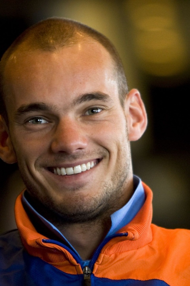 Wesley Sneijder Dutch Football Athlete Smile