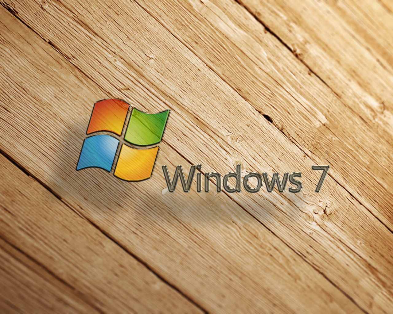 Windows 7 Wood Computer
